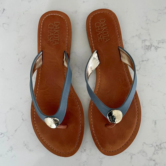 Dakota Chase Somana Casual Flip Flop Sandals w Metal Accent Blue Grey Sz 9.5M - Picture 1 of 10